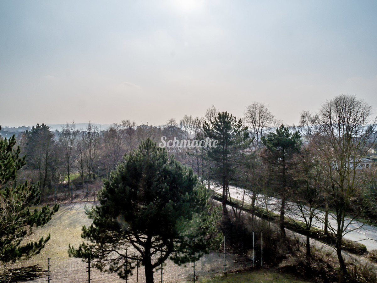 Großzügige 4,5-Zimmerwohnung mit Loggia und schönem Ausblick in HA-Helfe, 58099 Hagen, Etagenwohnung