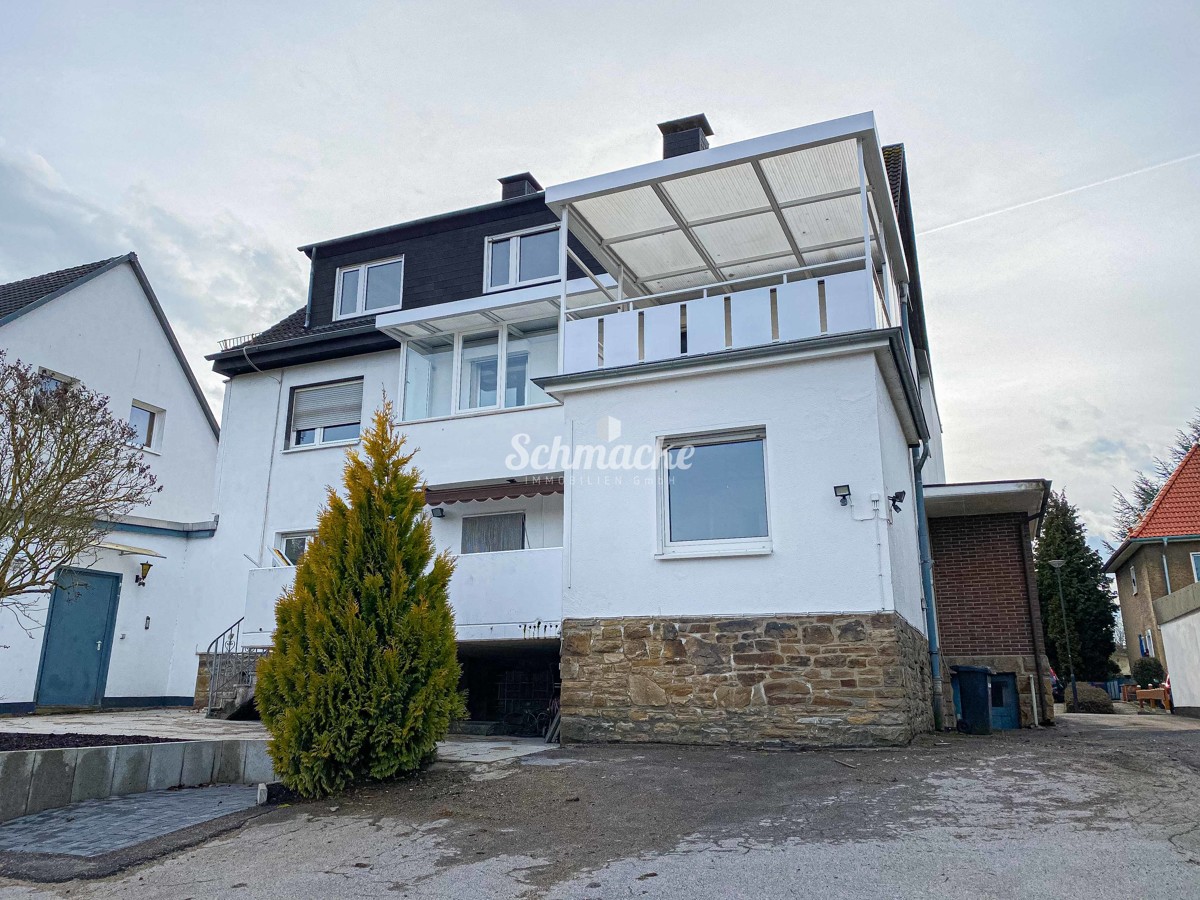 Frisch sanierte Etagenwohnung (1.OG) mit traumhaften Weitblick und Dachterrasse, 58093 Hagen, Etagenwohnung