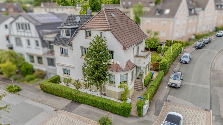 Außenansicht - Gepflegtes Dreifamilienhaus mit sonnigem Garten, Gartenhaus und Einzelgarage in ruhiger Lage