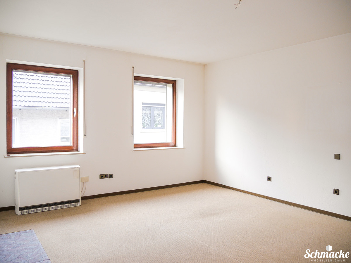 Große helle Whg. in der 1. Etg. mit Kamin/Teilung in zwei Whg. mögl./Nähe Hombrucher Einkaufszentrum, 44227 Dortmund, Etagenwohnung