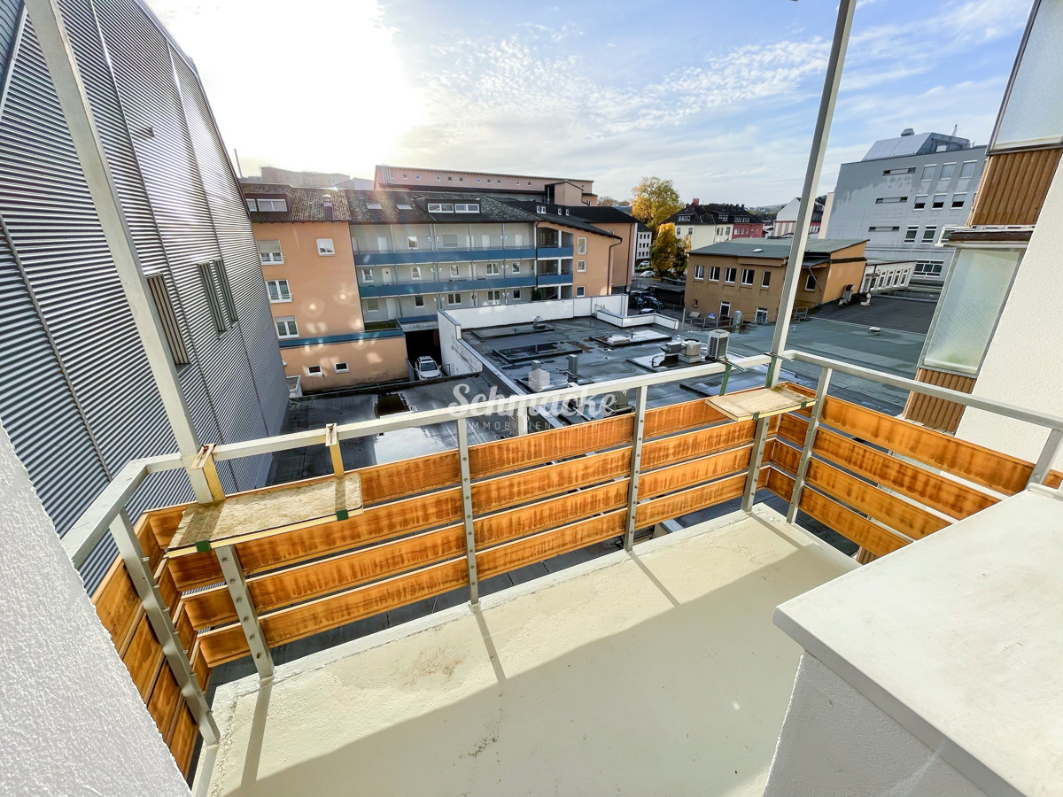Moderne und großzügige 3 Zimmerwohnung mit Küche und Balkon im Herzen der Stadt von Hagen, 58095 Hagen, Etagenwohnung