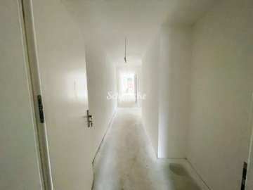 Flur - Bezugsfertige, Citynahe, barrierefreie Neubau-Wohnung mit Terrasse und kleinem Gartenanteil