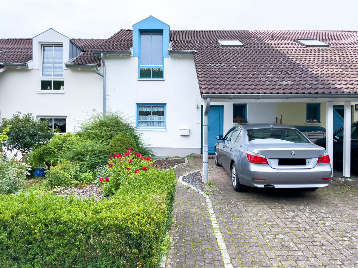 Schönes helles, sehr gepflegtes Einfamilienhaus in ruhiger Lage am Iserlohner Nussberg, 58638 Iserlohn, Reihenhaus