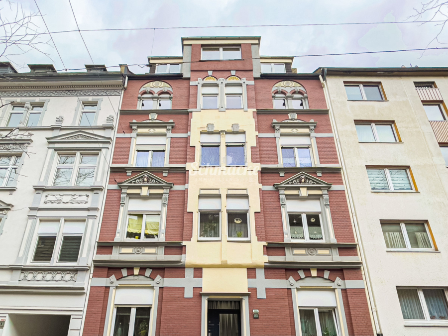 Hausansicht - Schön aufgeteilte Wohnung im aufstrebendem Hagen-Wehringhausen