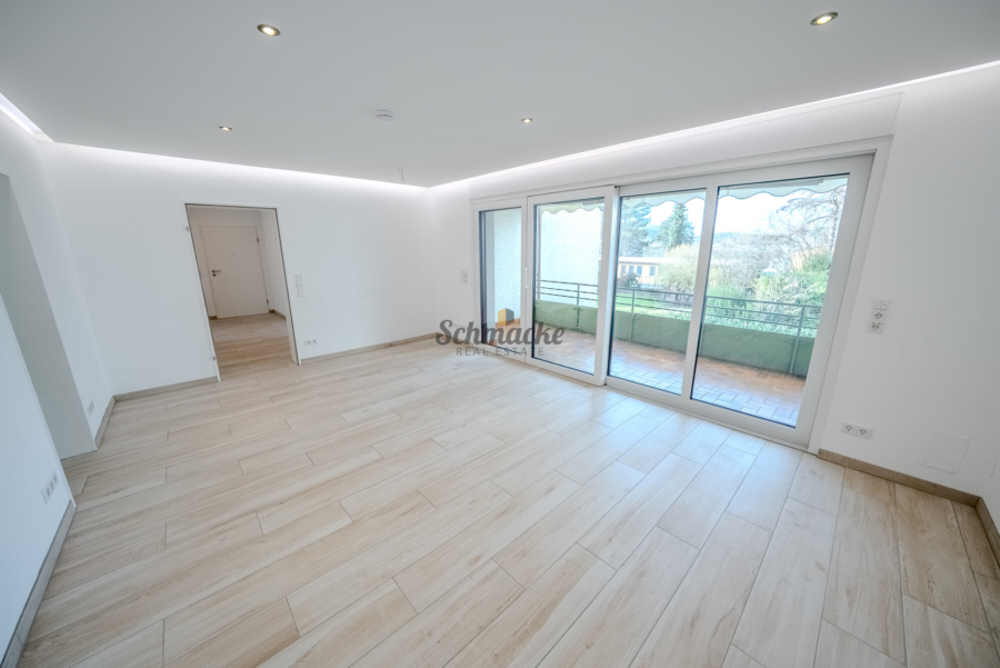 Wohnzimmer - Schöne 3,5-Zimmer-Wohnung mit Loggia im 1. OG eines 5-Parteienhauses in Hohenlimburg-Elsey