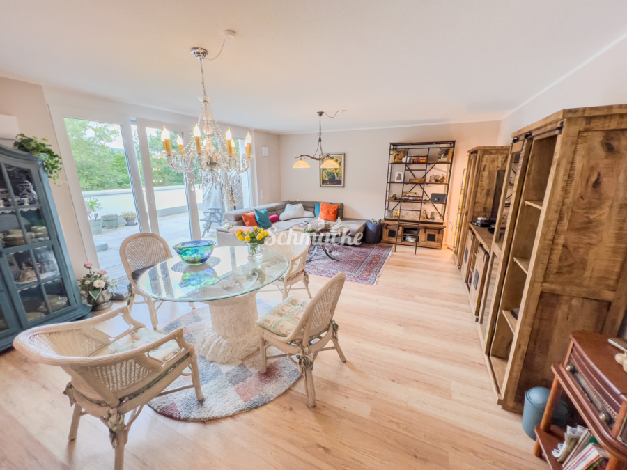 Wohn-/Esszimmer - Traumhafte Terrassenwohnung in exklusiver ruhiger Wohnlage auf Hagen-Emst