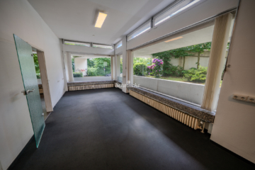 Hauptraum (1) - Geräumige helle Büro-/Praxisfläche mit großen Fenstern am Landgericht in Hagen